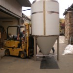 fermenter tank moving 063